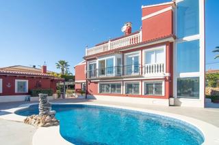 Chalet en Pueblo-Ubanizaciones