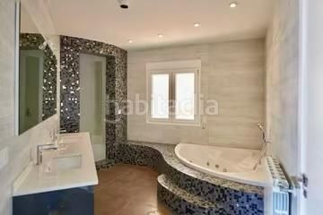 Foto 5508d9b5-e136-42f9-9a9d-be4517eb5ef7. Xalet amb calefacció aparcament piscina a Altea hills Altea