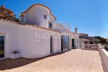 Foto 7f1787e8-7b08-4430-a509-80f70a9fa47c. Xalet amb calefacció aparcament piscina a Altea hills Altea
