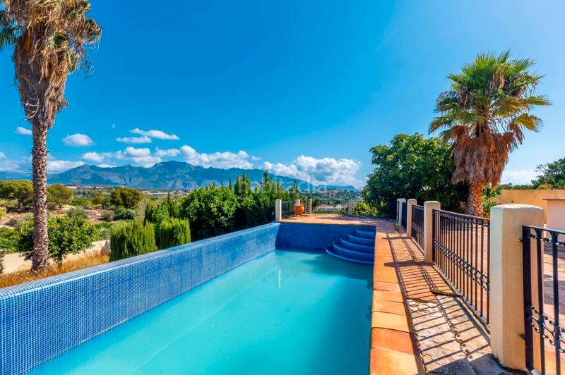 Foto bdcf4127-9057-4d9f-9be8-ab8a00559e4e. Chalet en Pueblo-Ubanizaciones Alfàs del Pi (l´)