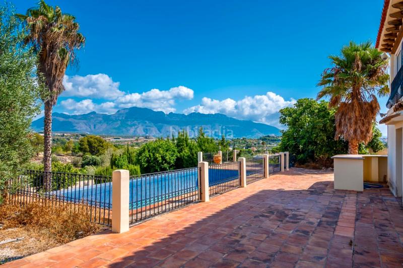 Foto d624699c-c37e-4a0b-8970-cc898b1cdfa8. Chalet en Pueblo-Ubanizaciones Alfàs del Pi (l´)