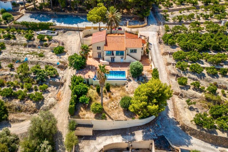 Foto ea80c641-049b-4124-8508-8cb1cdd019f5. Chalet en Pueblo-Ubanizaciones Alfàs del Pi (l´)