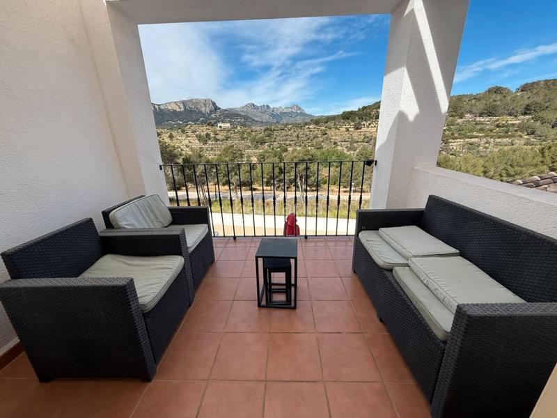 Foto 28446b58-bf68-4a90-879f-a246b3ed1fa9. Casa con riscaldamento parcheggio piscina in La Empedrola Calp