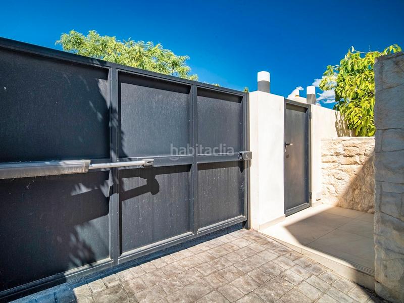 Foto dc5ae28d-dc5b-4c8c-b83a-adfd71da4f44. Casa a schiera con riscaldamento parcheggio piscina in Alfàs del Pi (l´)