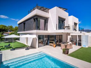 Chalet en L�Albir