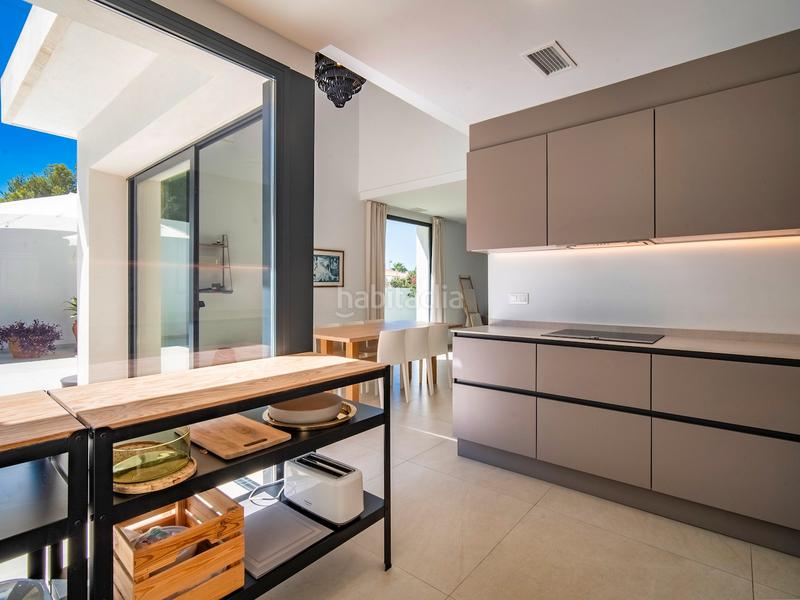 Foto e838dd6c-5a3f-45d1-a933-b26dcafcdec7. Semi detached house with heating parking pool in L´Albir Alfàs del Pi (l´)