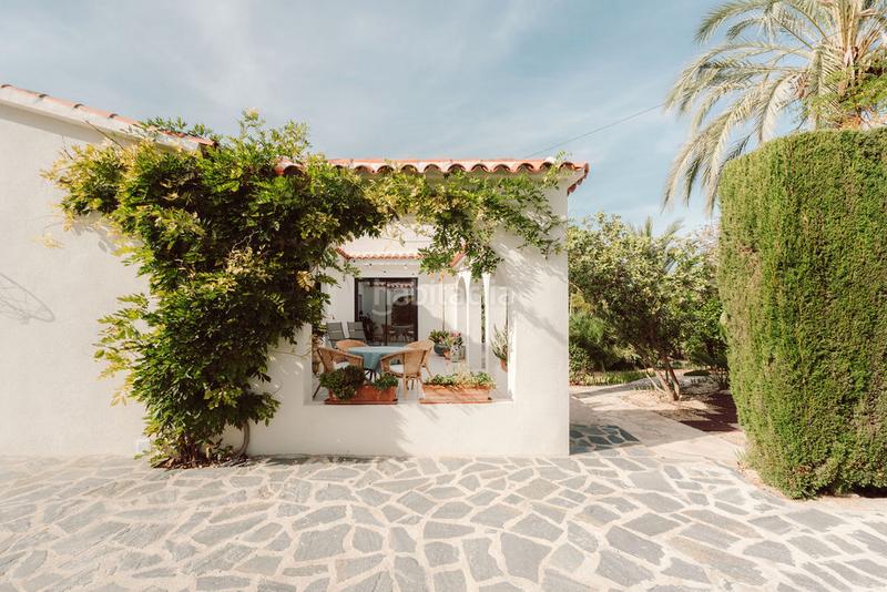 Foto 61fcfb09-2745-4755-8f33-da6e961cd727. Chalet con riscaldamento parcheggio piscina in L´Albir Alfàs del Pi (l´)