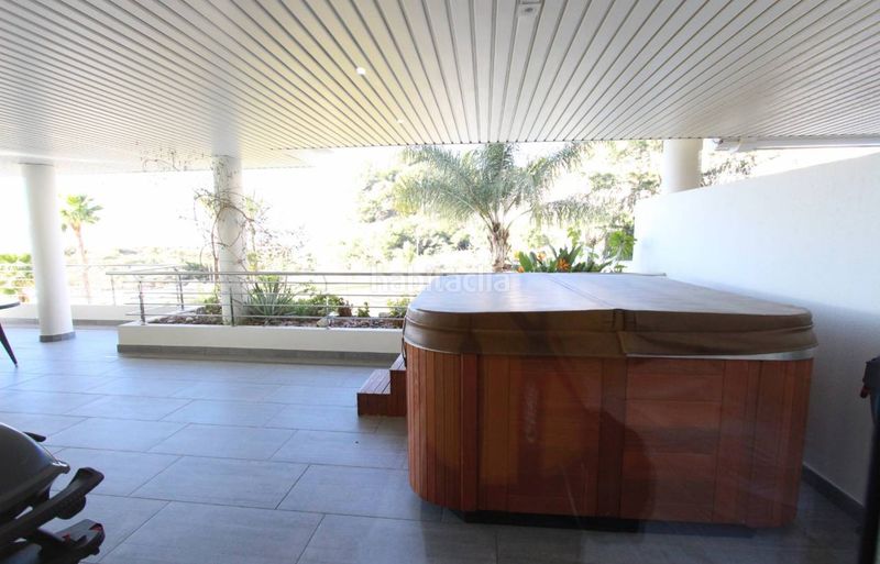 Foto 5ba00308-837c-492e-be2c-4b28754abd0c. Apartament amb calefacció aparcament piscina a Mascarat Altea
