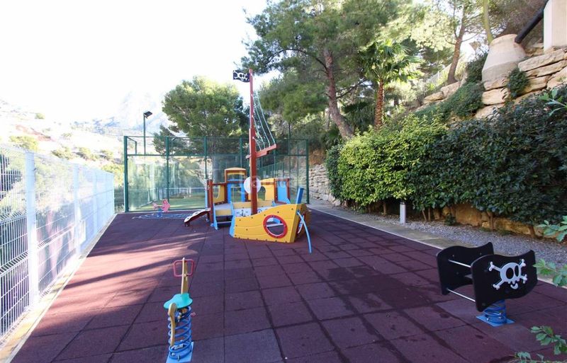 Foto d7a86395-602b-4f79-9269-bfe463d19837. Apartament amb calefacció aparcament piscina a Mascarat Altea