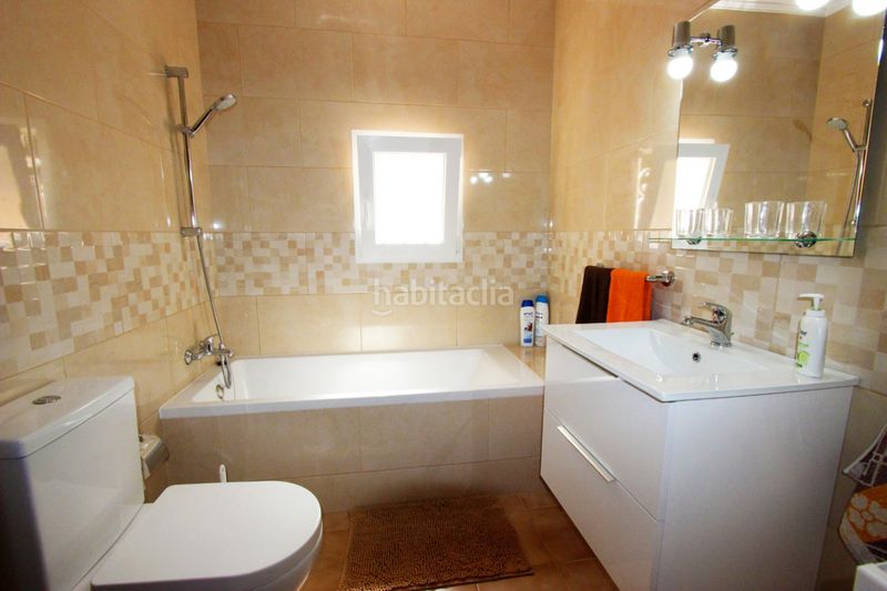Foto 8f7f78fb-e548-4584-9c45-78be396e2517. Chalet en Maryvilla Calp
