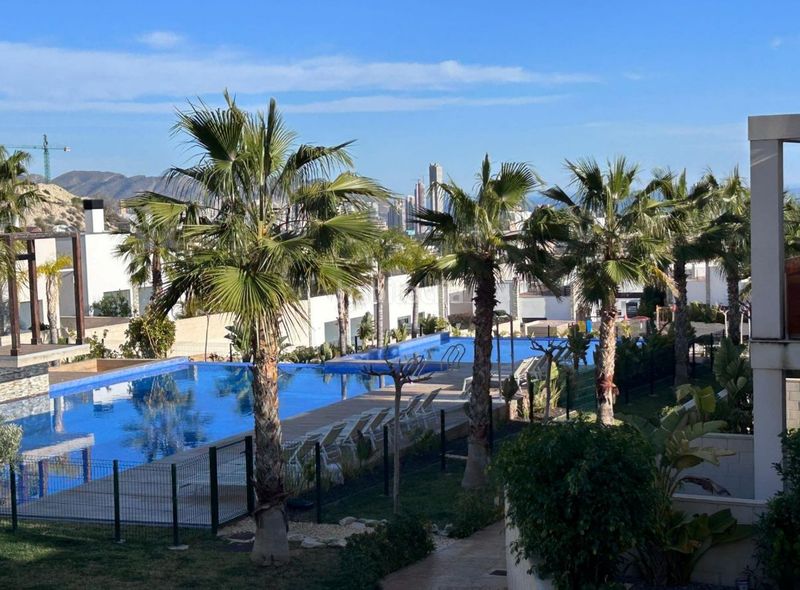 Foto 4722228a-98ce-4cfb-b68d-208fa0fcd699. Casa amb calefacció aparcament piscina a balcón de Finestrat-terra marina Finestrat