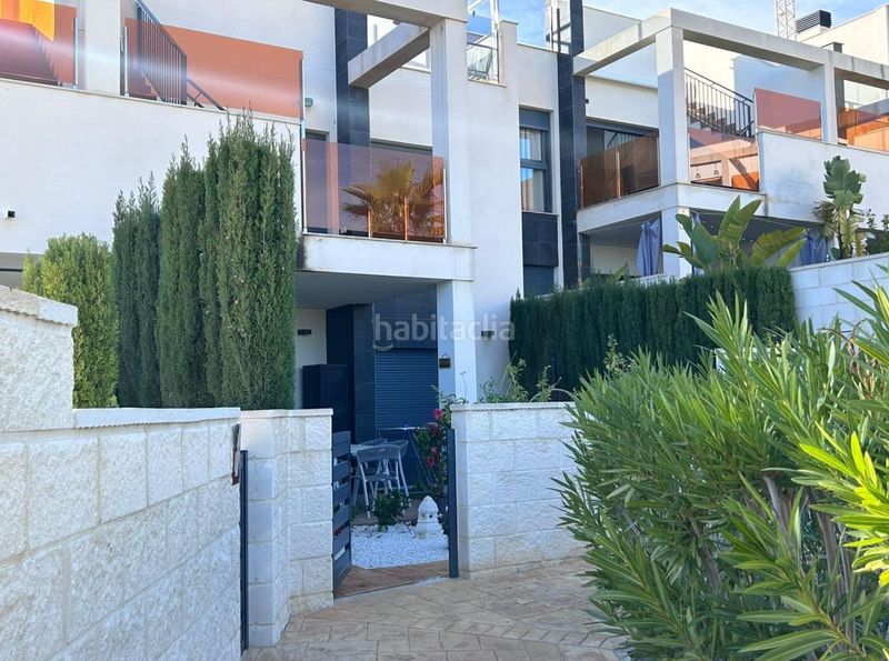 Foto e997f584-2289-4ec7-8307-75857d197c4f. Casa amb calefacció aparcament piscina a balcón de Finestrat-terra marina Finestrat