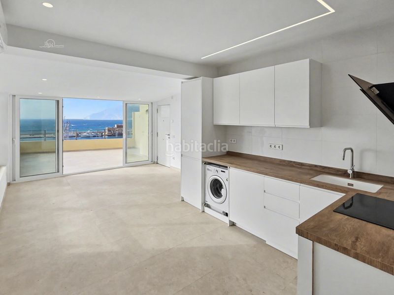 Foto 0f5820be-e59f-4b7f-b49c-485e052086d3. Apartament amb calefacció aparcament piscina a Puerto Calp
