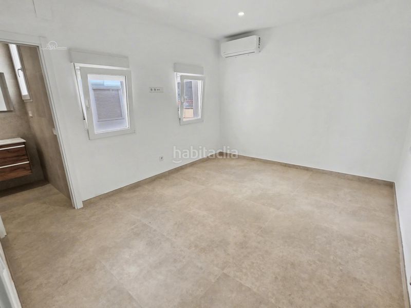 Foto e474ff74-fd74-45a1-9ae5-de53b294abb2. Apartament amb calefacció aparcament piscina a Puerto Calp