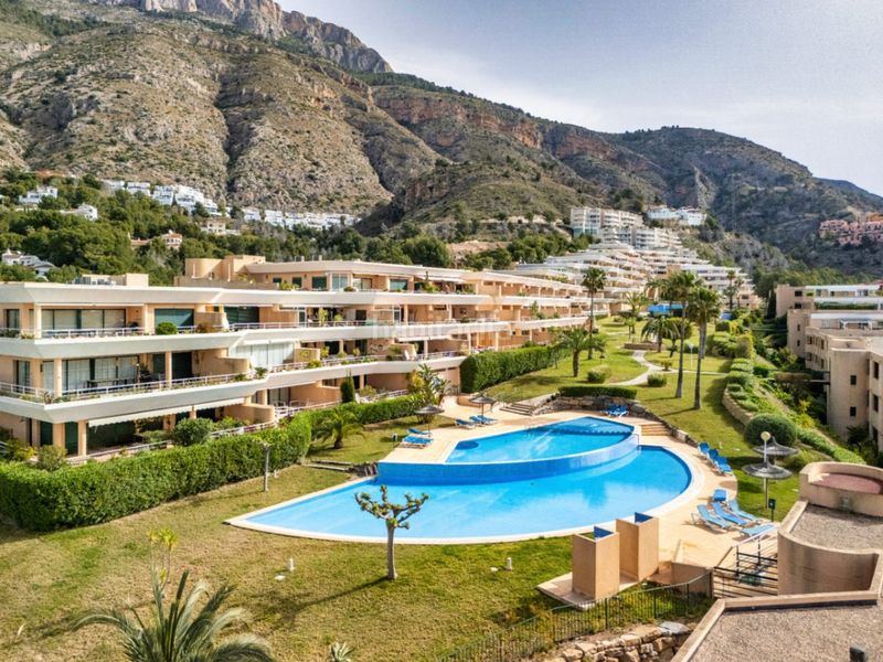 Foto f9e4eeb8-b109-48b1-999b-e28f7ff8552b. Apartament amb calefacció piscina a Altea la vella Altea