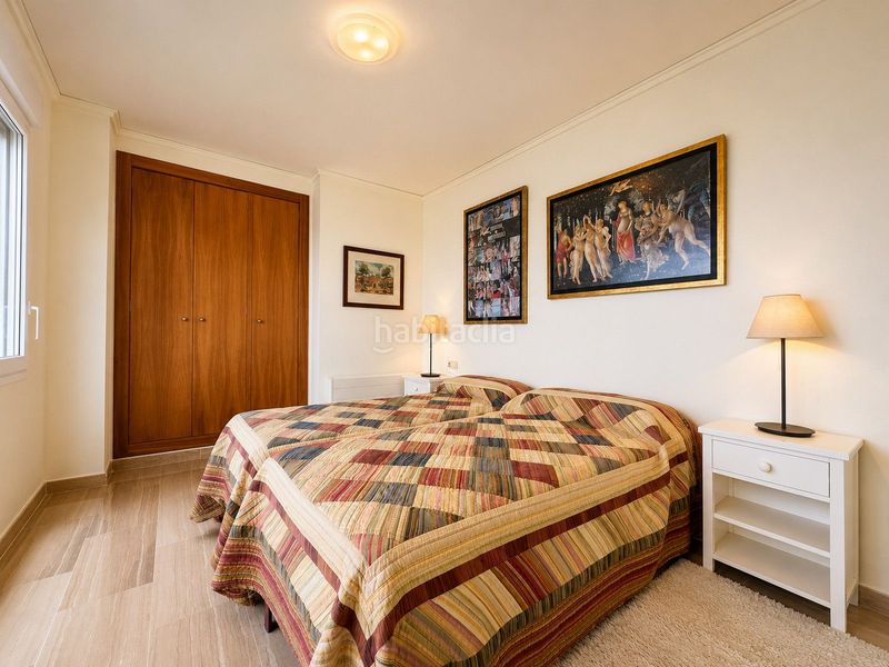 Foto 4b0f2419-a42f-4db9-a22e-e7c9abffafe0. Apartament amb calefacció aparcament piscina a Puerto Calp