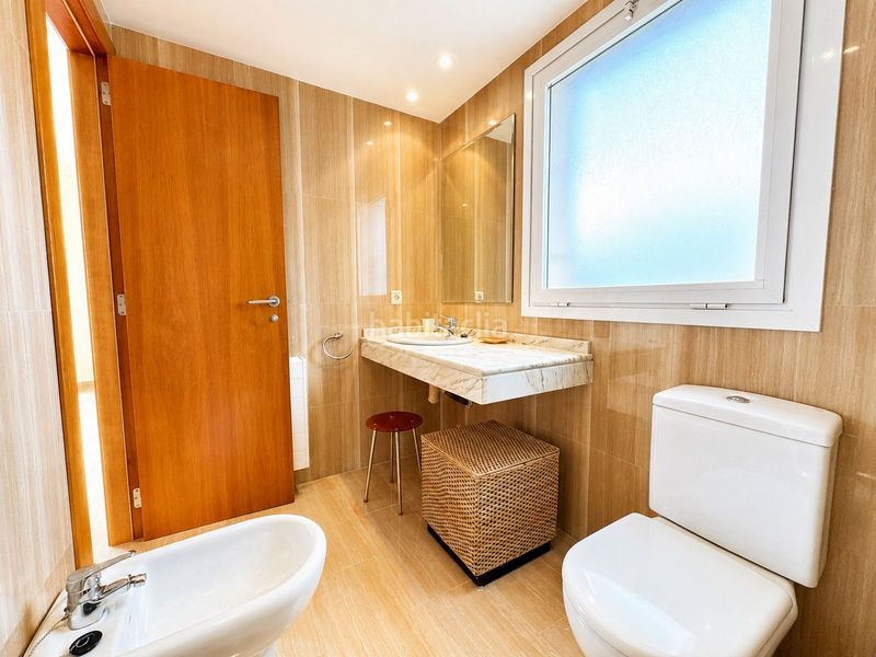 Foto c0feee4a-48c9-4650-9ea6-fcb43b9606a0. Apartament amb calefacció aparcament piscina a Puerto Calp