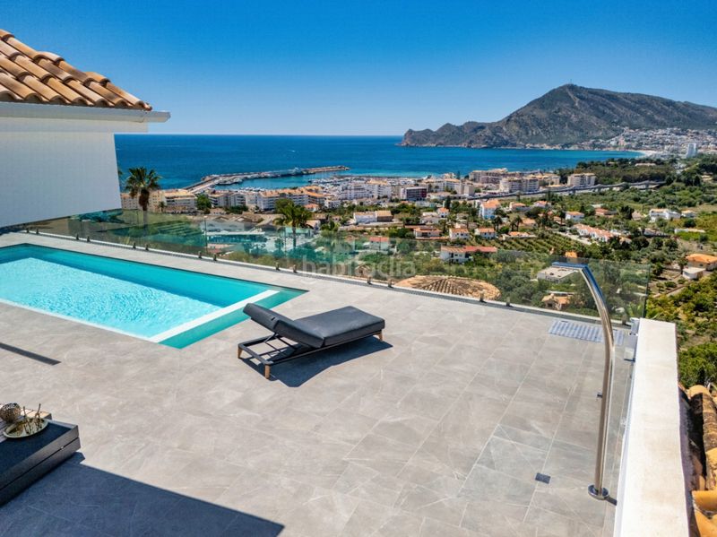 Foto 8cbe9b62-0459-470b-8a5d-766918ba0a46. Chalet en Altea ciudad Altea