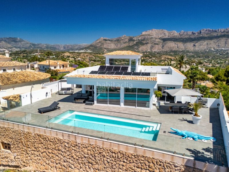 Foto ed23508b-c681-48b6-a124-00dbc71db1f3. Chalet en Altea ciudad Altea