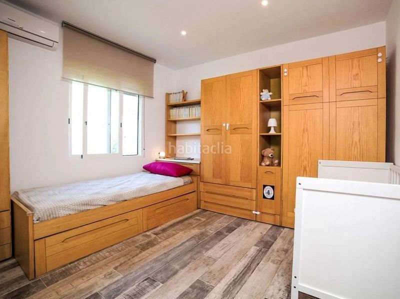 Foto 50642db2-e5bc-4668-a1b7-e73a2f5c2bd4. Chalet mit heizung parking pool in Benicolada - Las Adelfas Calp