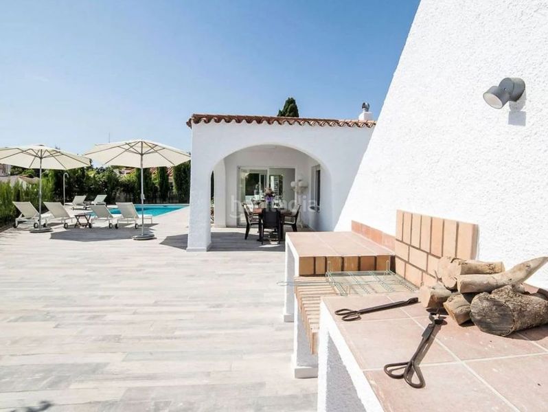 Foto ec5112b3-5bc5-44ed-8d82-86d123bef514. Chalet mit heizung parking pool in Benicolada - Las Adelfas Calp