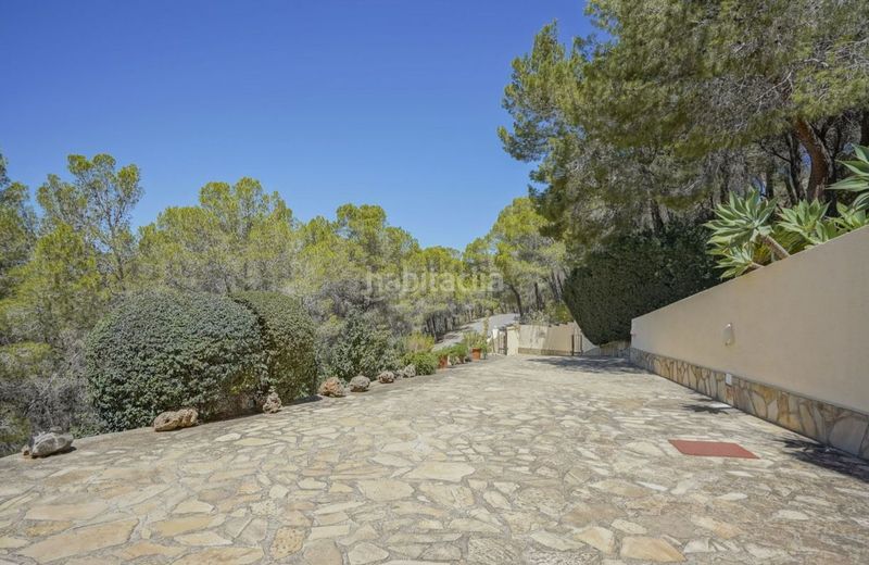 Foto 0c095767-4aa4-4201-9040-7a62c0dc6c2e. Xalet amb calefacció aparcament piscina a La Empedrola Calp