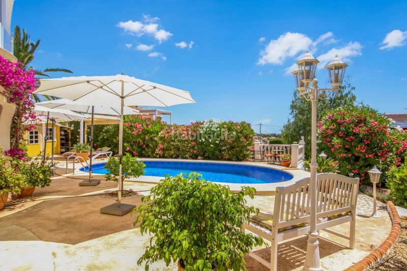 Foto 54a3b4a6-c08e-4748-b124-a650180aeeeb. Chalet en Cometa Calp