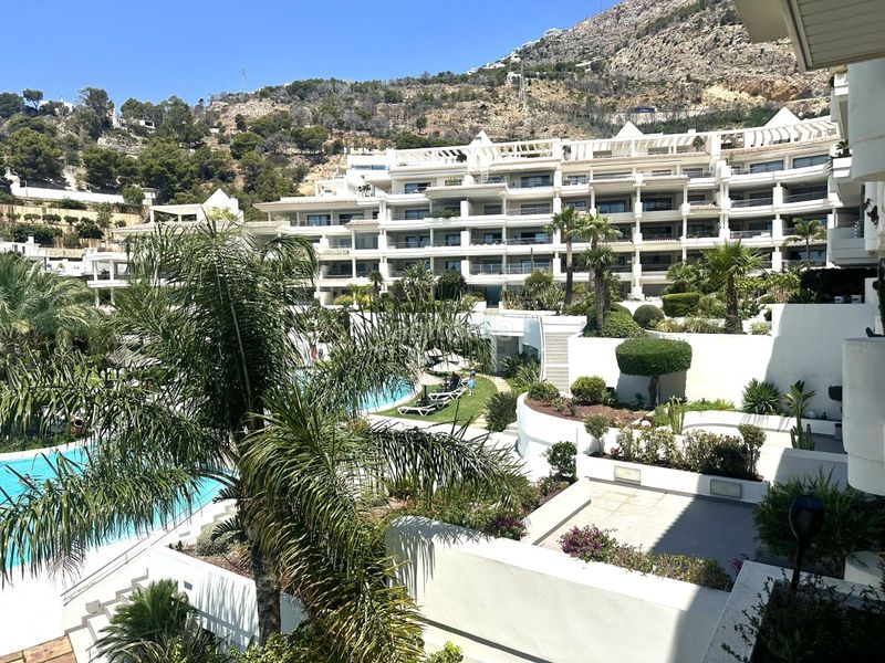 Foto 4f1a2f5d-4e4b-49a4-a272-5da013b91bb1. Apartament amb calefacció aparcament piscina a Mascarat Altea