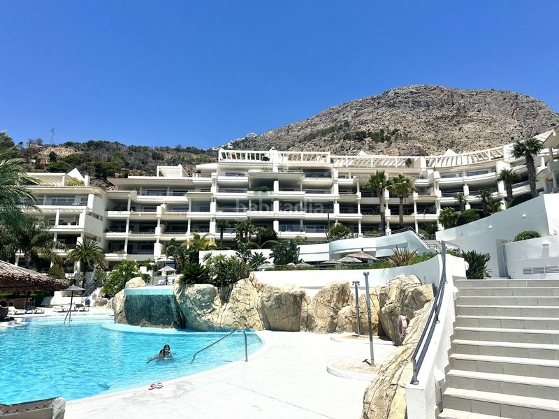 Foto 5a592f59-2e53-4ee5-a030-509c5194b475. Apartament amb calefacció aparcament piscina a Mascarat Altea