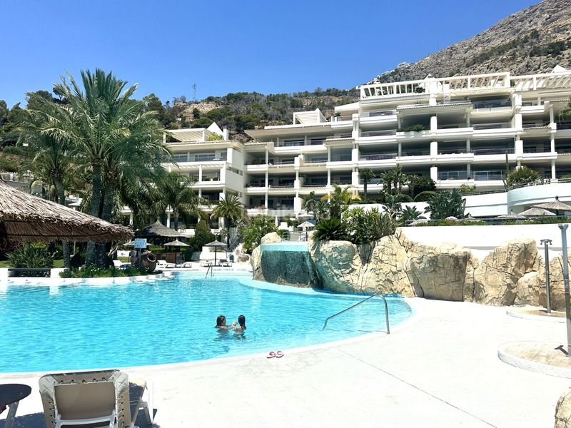 Foto cd0bc275-fcd1-471b-beff-2a6d2640daf3. Apartament amb calefacció aparcament piscina a Mascarat Altea