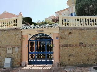 Xalet  Calle de finlandia. Fantástica villa de lujo situada en benalmadena (torrequebrada)