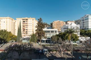 Pis  Avenida ricardo soriano. Este exclusivo apartamento de 100 m2 ofrece un estilo de vida có
