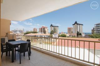 Apartamento  Calle voluntarios de protección civil. Se vende piso en fuengirola a pasos de paseo marítimo