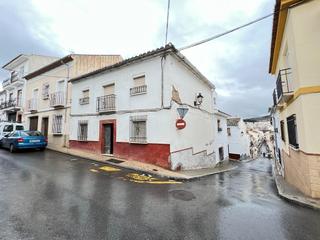 Maison à Cueva de Menga. Casa para reformar con muchas posibilidades