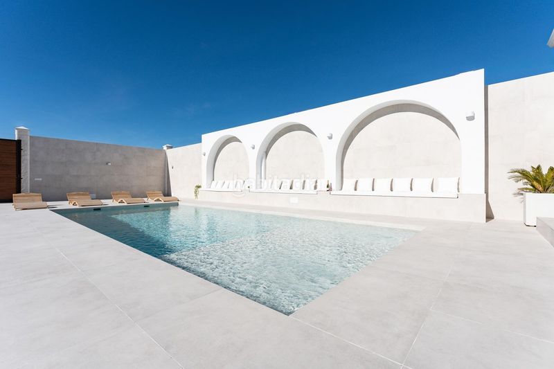 Foto 32a10978-0973-4e21-af05-0a5ab4aaf705. Casa amb calefacció piscina a Zona de la Vega Antequera