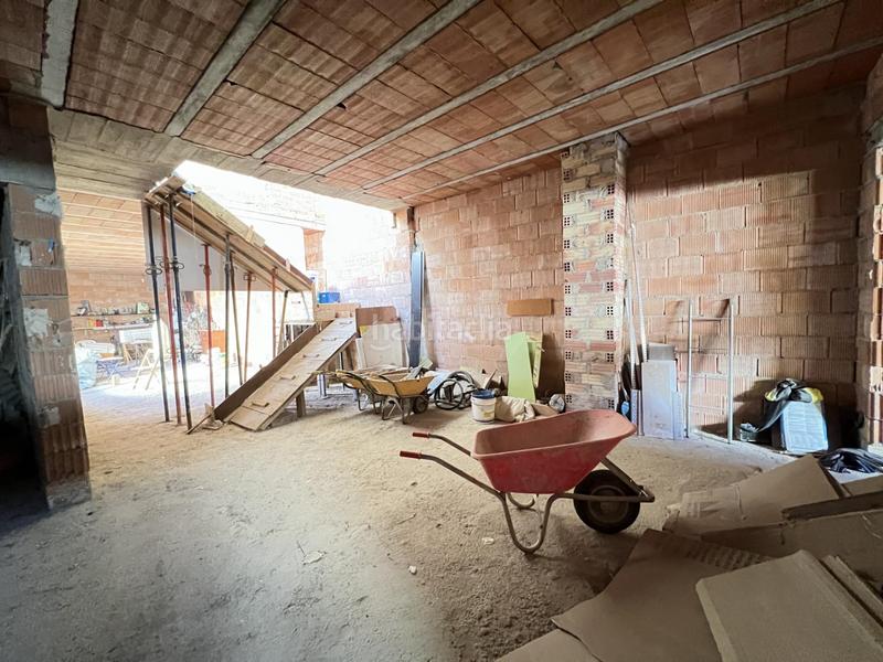 Foto b50b2a86-fbb3-49ba-92af-5586607070f2. Casa en exclusiva, casa con piso en planta alta en Alameda