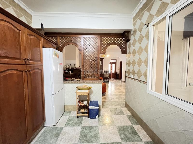 Foto d61aae96-29d1-4282-a325-0356f4a9fe41. Casa en exclusiva, casa con piso en planta alta en Alameda