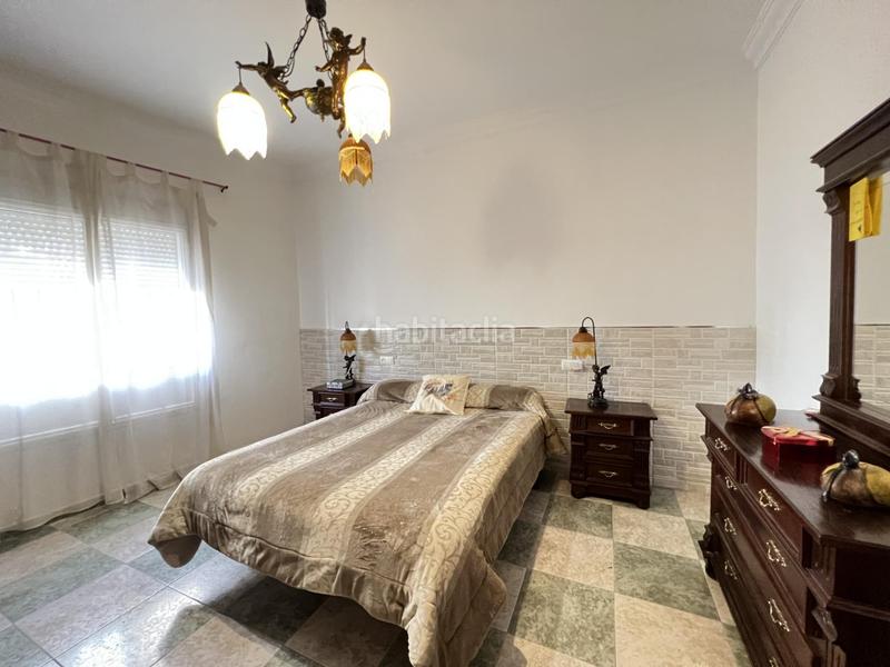 Foto f67d92d0-ceeb-4ee6-af9d-15231b2be9dd. Casa en exclusiva, casa con piso en planta alta en Alameda