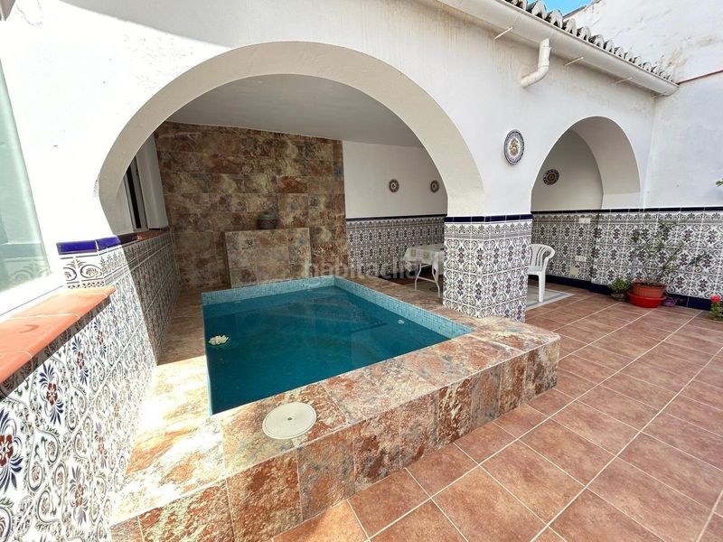 Foto 86d9f70d-e3cc-4ecb-88a8-3e7ec111ab19. Casa amb calefacció piscina a Centro Antequera