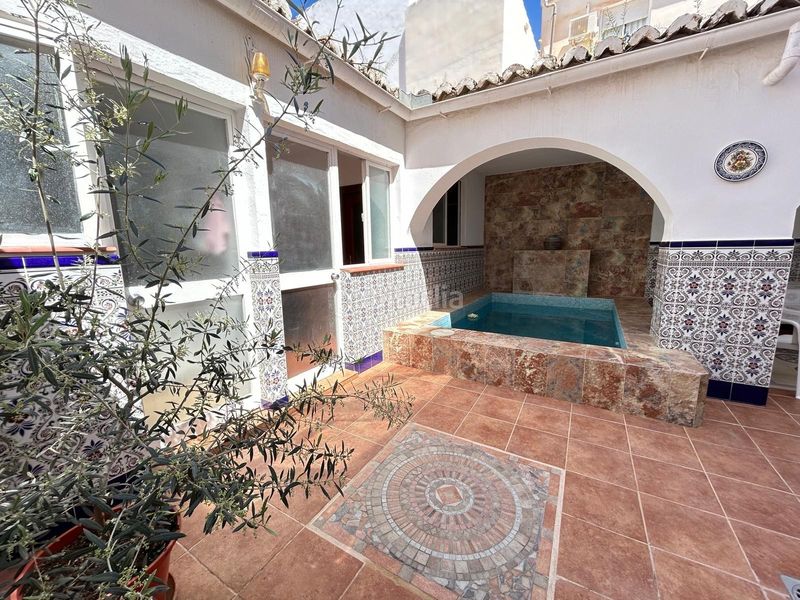 Foto ed594111-1c8f-4dd6-9e03-f66863f11e2f. Casa amb calefacció piscina a Centro Antequera