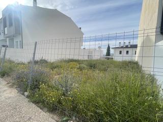 Terreno residencial en Centro. Solar en zona fuente mora sale a la venta