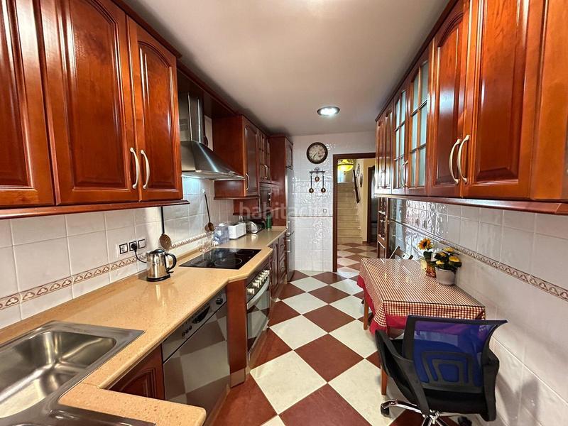 Foto 12c6d728-6806-452e-9290-124f0b950fea. Casa adossada amb aparcament a Fuentemora Antequera