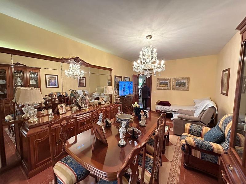 Foto a51b2f6a-8181-44c6-a063-18f1e38a001a. Casa adossada amb aparcament a Fuentemora Antequera