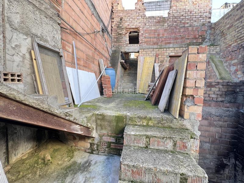 Foto 2648dd73-d078-460e-a58a-f71276f0bbef. Casa con parcheggio in Alameda