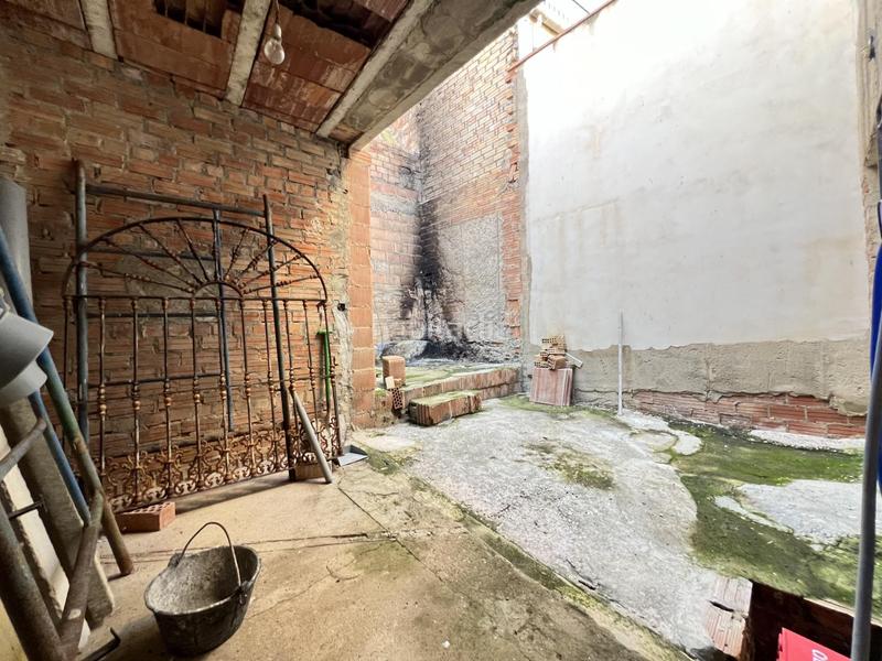 Foto 5322680f-ede0-496a-b9ee-253d0178da00. Casa con parcheggio in Alameda