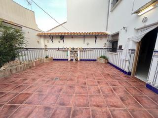 Casa a Casco Histórico. Casa en casco historico con garaje y amplio patio puede ser tuya