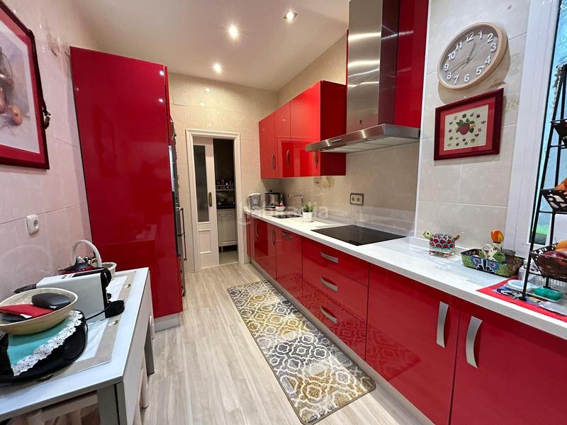 Foto daca492e-9d9a-4b6c-b6d1-c48c29adf402. Casa en exclusiva casa en zona centrica con cochera en Antequera