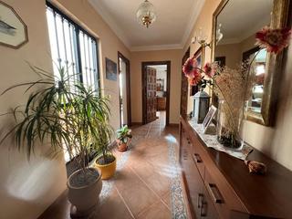 Appartement à Alameda. Amplio piso en alameda sale a la venta