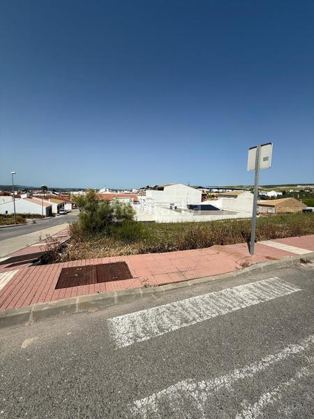 Foto 838a0a3a-fc19-4545-b468-fccaf8978bc8. Terreno residencial en exclusiva solar en venta pueblo en Alameda