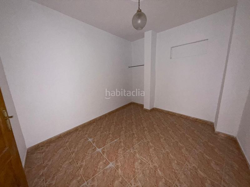 Foto 3f8ab12d-e284-4fda-9324-1bdb236a4755. Casa amplia casa busca propietario en Alameda